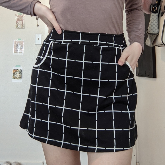 Xhilaration Grid Mini Skirt - Picture 2 of 7